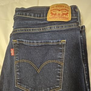 314 Levi Size 32- Dark Wash